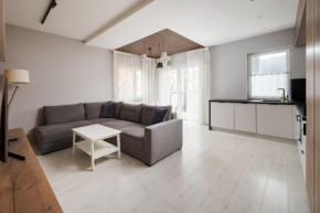 Saska Kępa Stylish Apartment